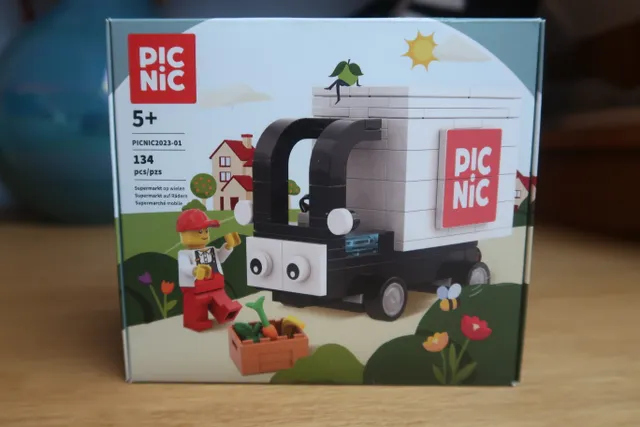 Picnic little car. A fun novelty item